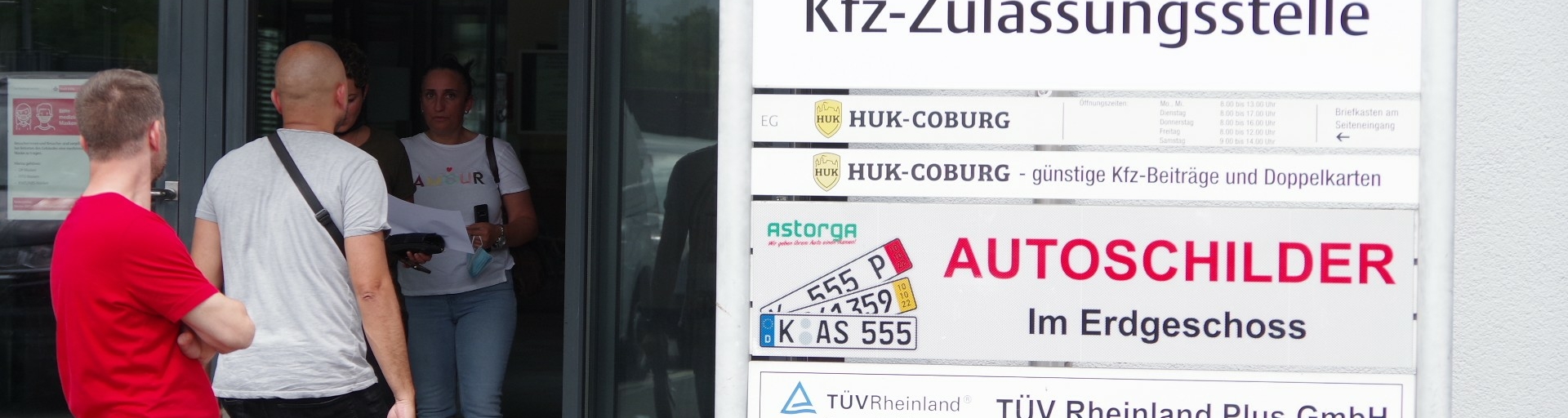 PremiumZulasser erwarten heißen Jahresendspurt Die PremiumZulasser eG und ihre bundesweit 55 Mitgliedsbetriebe rechnen in den verbleibenden Wochen des laufenden Jahres mit einem deutlichen Zuwachs bei den Neuzulassungen von batterieelektrisch angetriebenen Pkw und Plug-in-Hybriden.